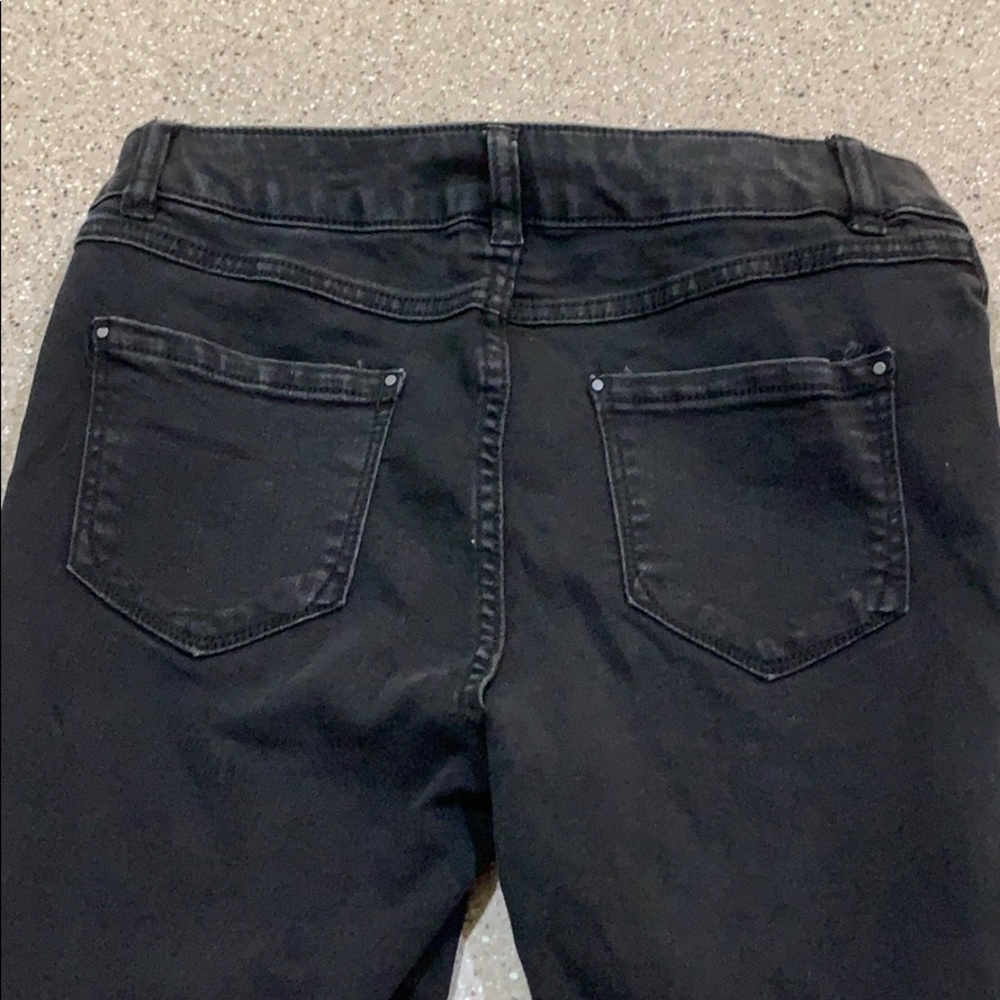 Black skinny jeans